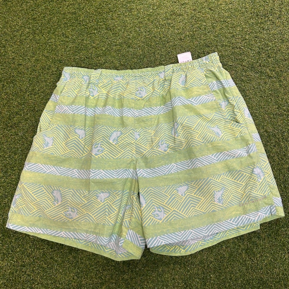 Columbia PFG Mens Shorts Large Green Blue Geometric Fish Print Mesh Lined 6in